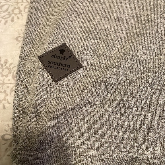 “Fur Mama” Simply Southern Womens shirt - Picture 3 of 4